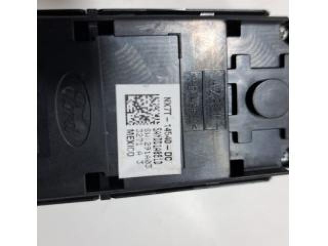 bontott FORD PUMA Ablakemelő Kapcsoló Négyes / Kettes