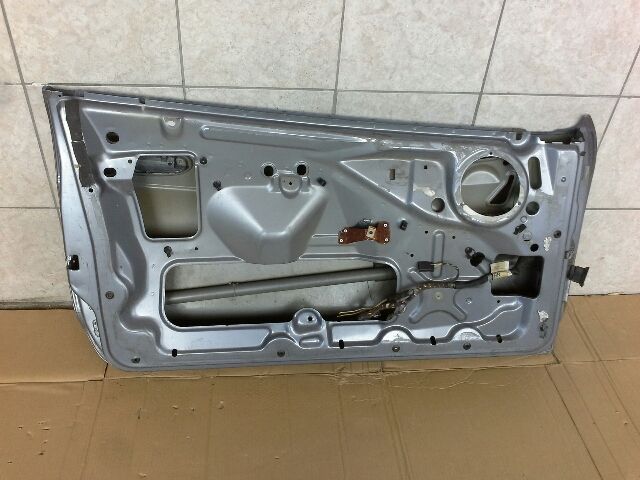 bontott FORD PUMA Bal első Ajtó (Részeivel)