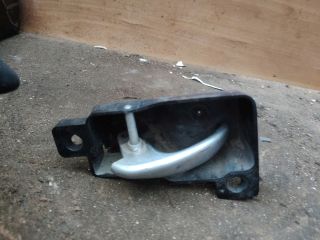 bontott FORD PUMA Bal első Belső Kilincs