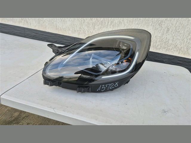 bontott FORD PUMA Bal Fényszóró