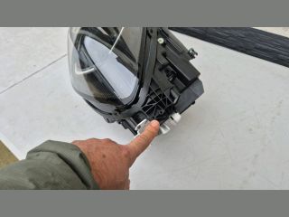 bontott FORD PUMA Bal Fényszóró