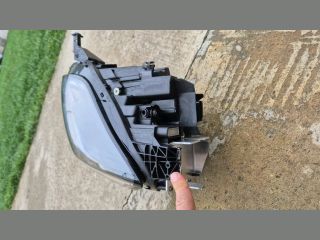 bontott FORD PUMA Bal Fényszóró