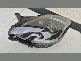 bontott FORD PUMA Bal Fényszóró