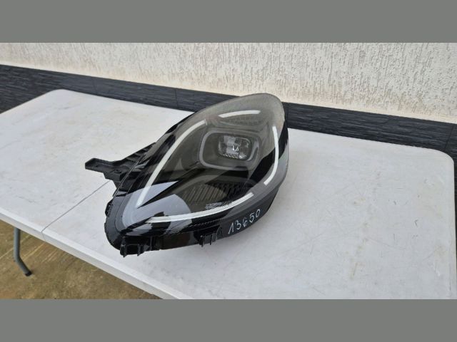 bontott FORD PUMA Bal Fényszóró