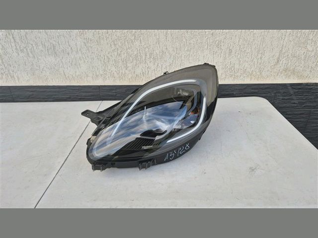 bontott FORD PUMA Bal Fényszóró