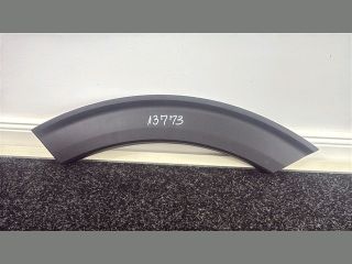 bontott FORD PUMA Bal hátsó Ajtó Díszléc