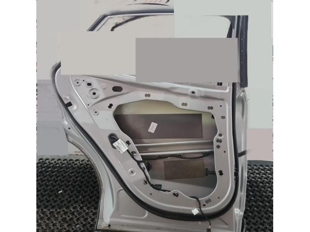 bontott FORD PUMA Bal hátsó Ajtó (Üres lemez)