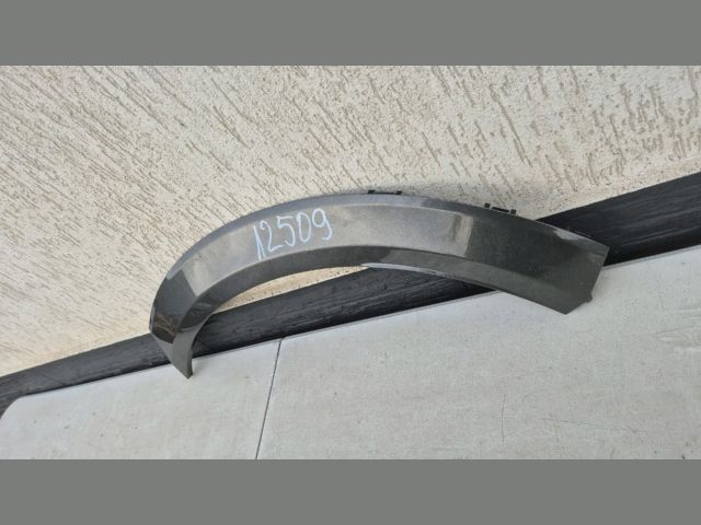 bontott FORD PUMA Bal hátsó Sárvédő Díszléc