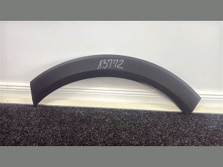 bontott FORD PUMA Bal hátsó Sárvédő Szélesítő