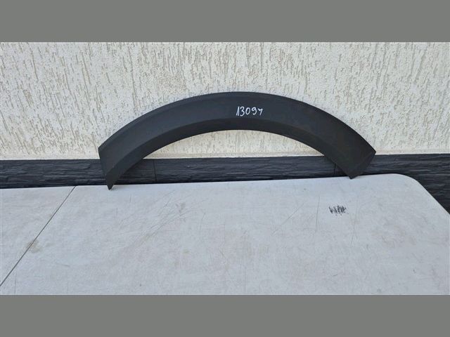 bontott FORD PUMA Bal hátsó Sárvédő Szélesítő