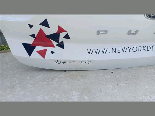 bontott FORD PUMA Csomagtérajtó (Üres lemez)