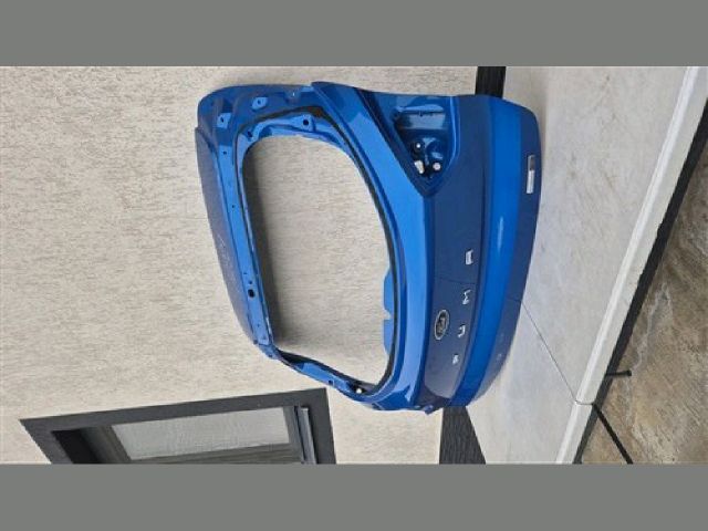 bontott FORD PUMA Csomagtérajtó (Üres lemez)