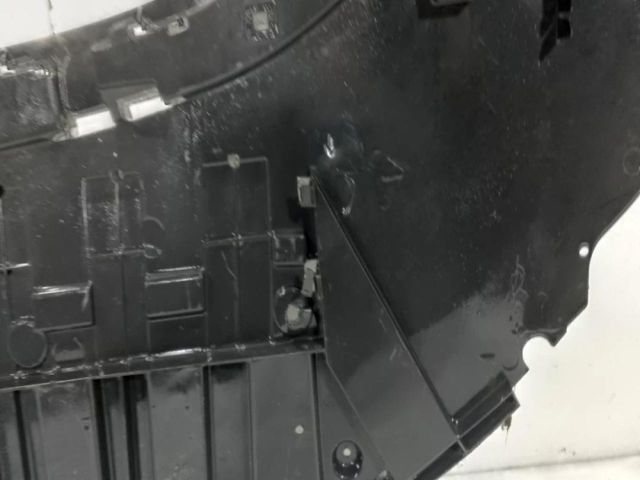 bontott FORD PUMA Első Lökhárító Alsó Tálca