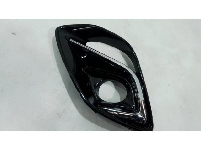 bontott FORD PUMA Első Lökhárító Bal Díszrács