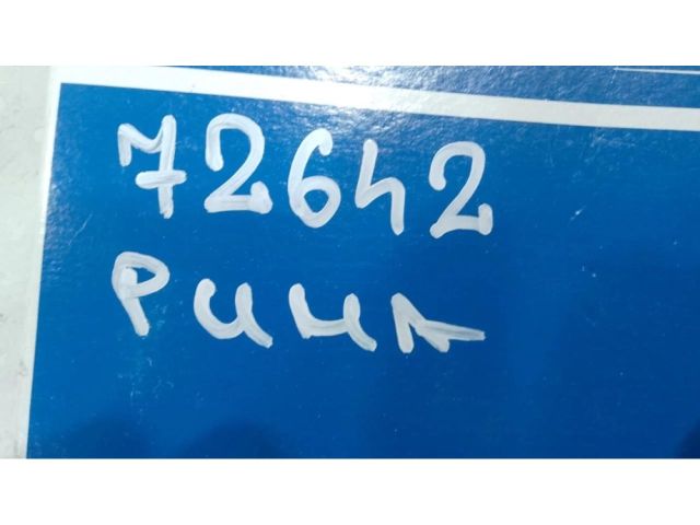 bontott FORD PUMA Első Lökhárító Bal Díszrács