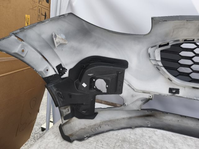 bontott FORD PUMA Első Lökhárító (Részeivel)