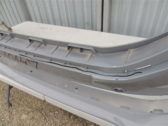 bontott FORD PUMA Első Lökhárító (Részeivel)