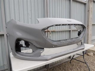 bontott FORD PUMA Első Lökhárító (Részeivel)