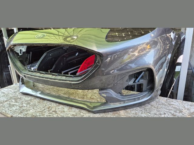 bontott FORD PUMA Első Lökhárító (Üresen)