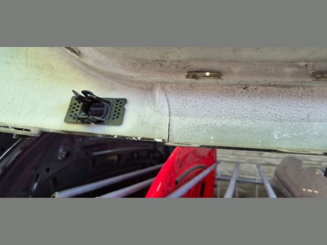 bontott FORD PUMA Első Lökhárító (Üresen)