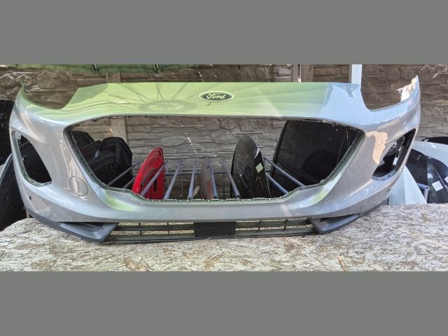 bontott FORD PUMA Első Lökhárító (Üresen)