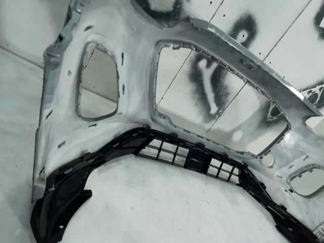 bontott FORD PUMA Első Lökhárító (Üresen)