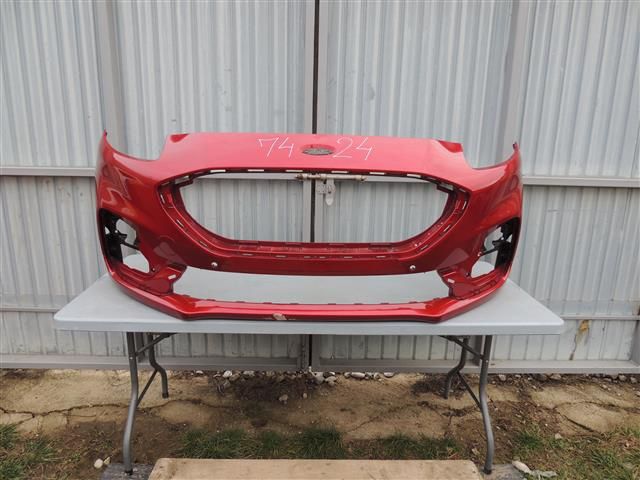 bontott FORD PUMA Első Lökhárító (Üresen)