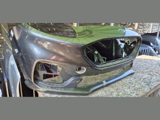 bontott FORD PUMA Első Lökhárító (Üresen)