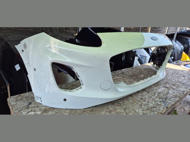 bontott FORD PUMA Első Lökhárító (Üresen)