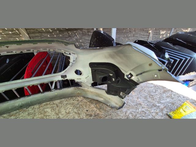 bontott FORD PUMA Első Lökhárító (Üresen)