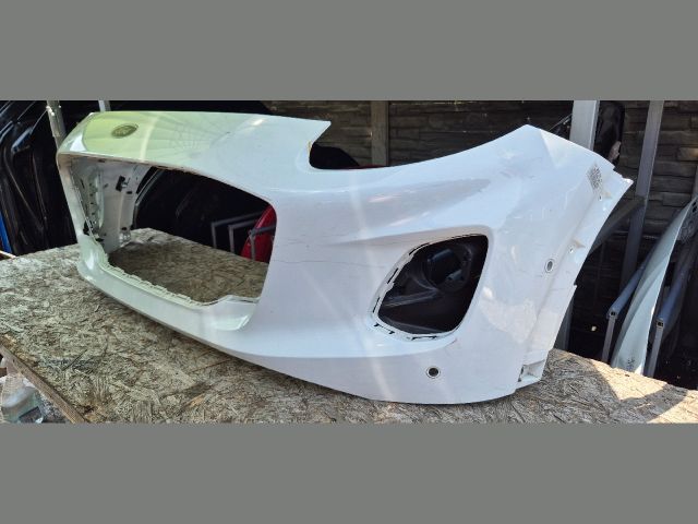 bontott FORD PUMA Első Lökhárító (Üresen)