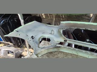 bontott FORD PUMA Első Lökhárító (Üresen)