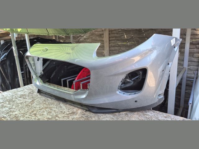 bontott FORD PUMA Első Lökhárító (Üresen)