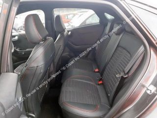 bontott FORD PUMA Első Tolatóradar Fej