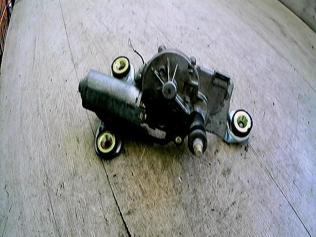 bontott FORD PUMA Hátsó Ablaktörlő Motor