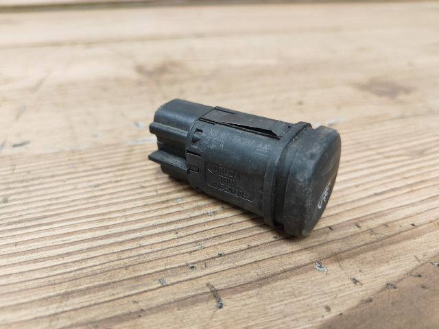 bontott FORD PUMA Hátsó Ködzárófény Kapcsoló