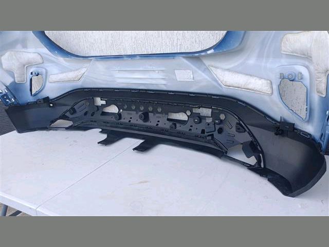 bontott FORD PUMA Hátsó Lökhárító (Részeivel)