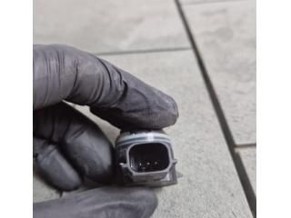 bontott FORD PUMA Hátsó Tolatóradar Fej