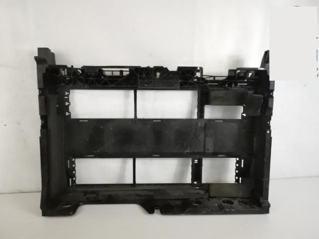 bontott FORD PUMA Homlokfal (Üres lemez)