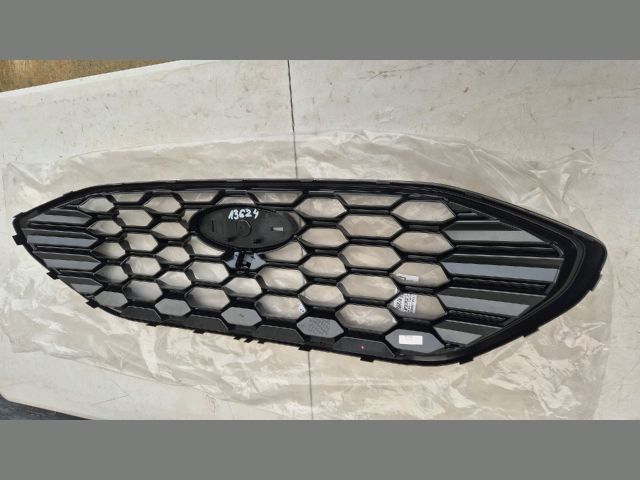 bontott FORD PUMA Hűtőrács