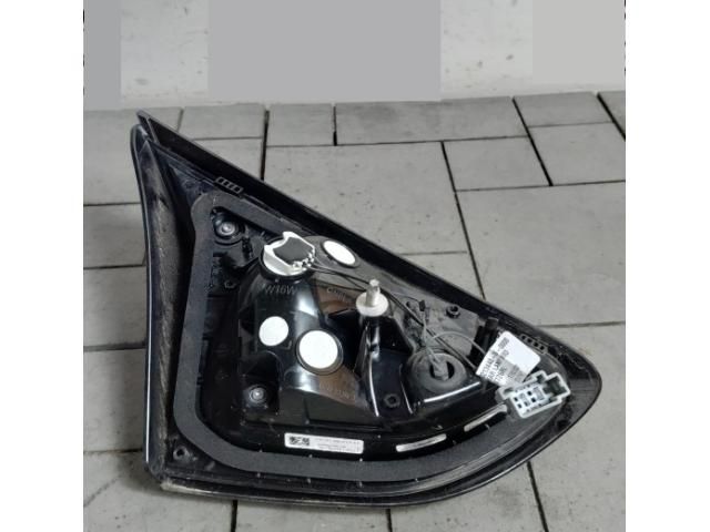 bontott FORD PUMA Jobb Belső Hátsó Lámpa