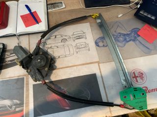 bontott FORD PUMA Jobb első Ablakemelő Szerkezet (Elektromos)