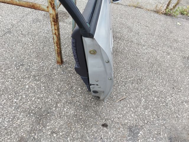 bontott FORD PUMA Jobb első Ajtó (Részeivel)