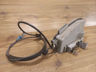 bontott FORD PUMA Jobb első Ajtózár