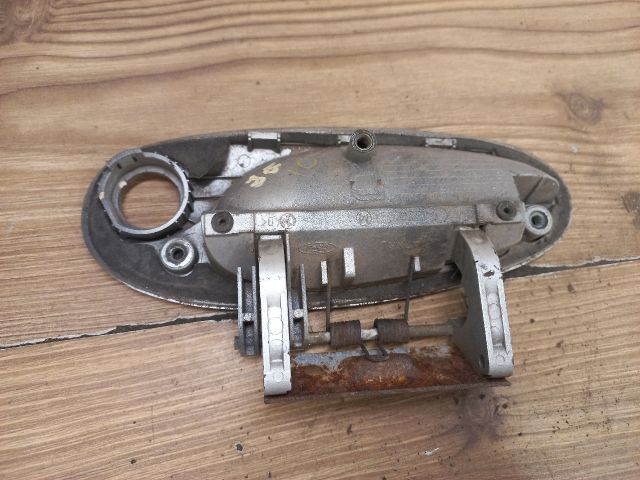 bontott FORD PUMA Jobb első Külső Kilincs