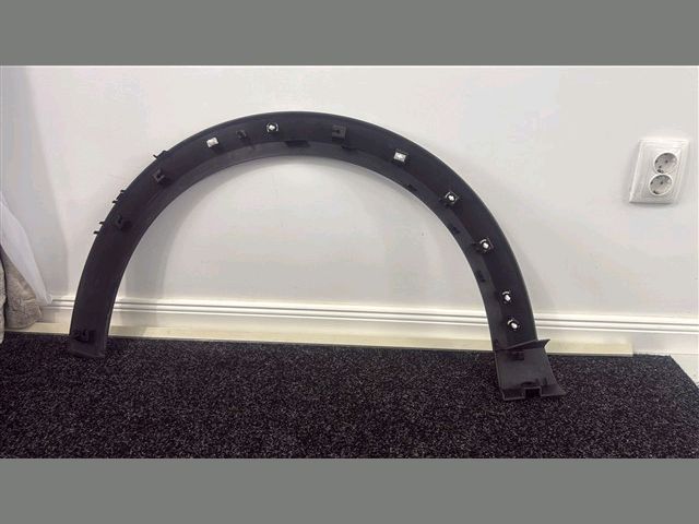 bontott FORD PUMA Jobb első Sárvédő Díszléc