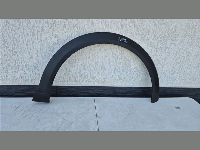 bontott FORD PUMA Jobb első Sárvédő Díszléc