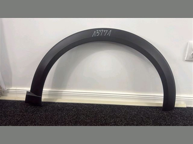 bontott FORD PUMA Jobb első Sárvédő Díszléc