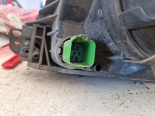 bontott FORD PUMA Jobb Fényszóró