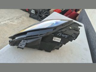 bontott FORD PUMA Jobb Fényszóró